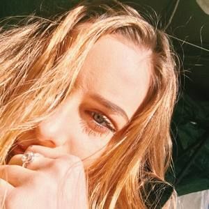 Meet your Posher, Skylar